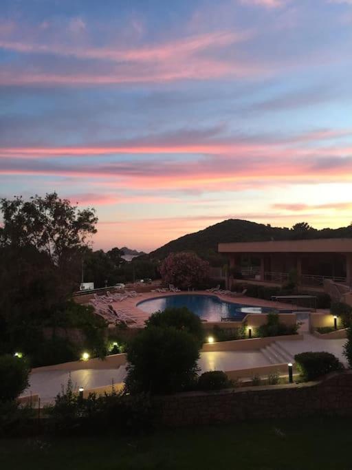 F2 Vue Mer Dans Residence Avec Piscine Ajaccio  Eksteriør bilde